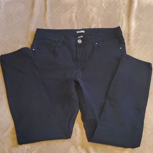 New Directions Weekend Black Stretch Jeans